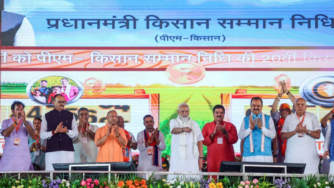 Amit Shah Becomes India’s Longest-Serving Home Minister, Earns High Praise from PM Modi